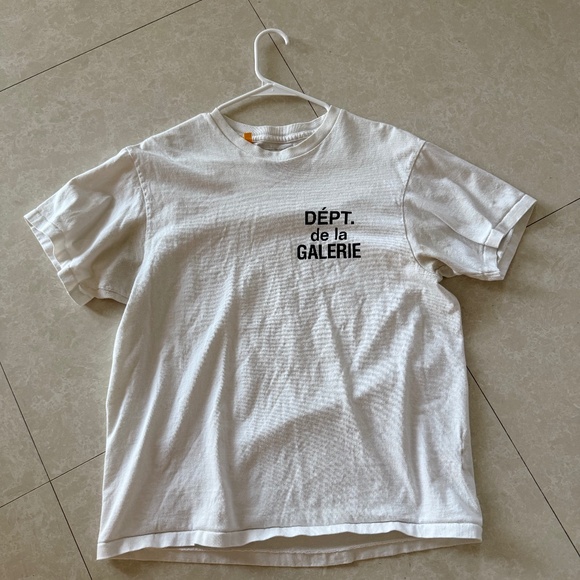 Gallery dept shirt - Picture 1 of 2